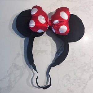 Minnie Mouse Bow Headband with strap